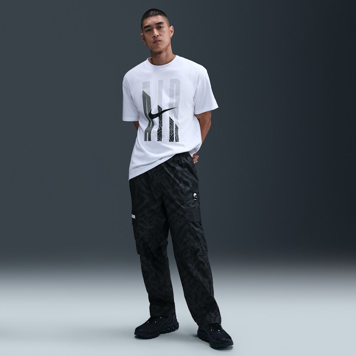 Nike T-Shirt + Cargo Jogger Combo