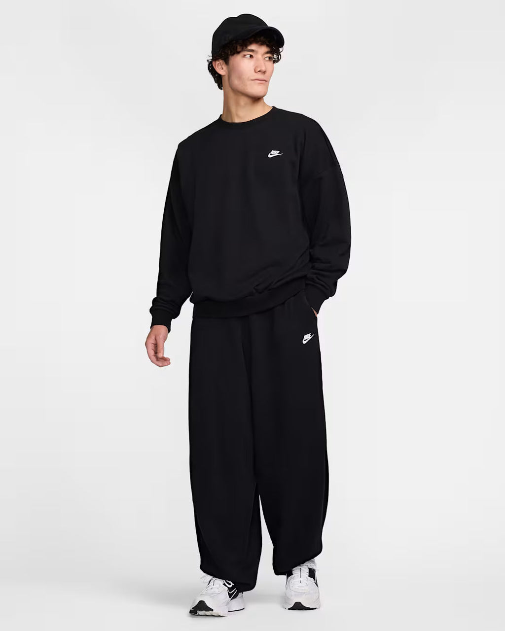 Nike Club Fleece Oversized Sweatshirt